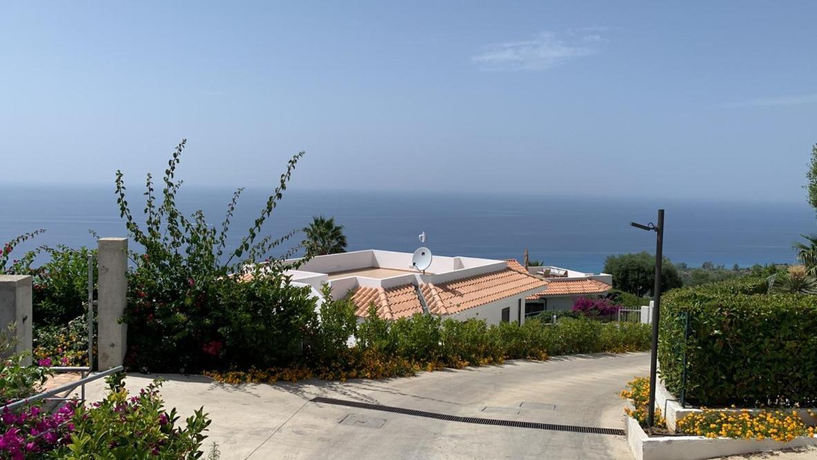 Villa Dei Fiori زامبروني المظهر الخارجي الصورة
